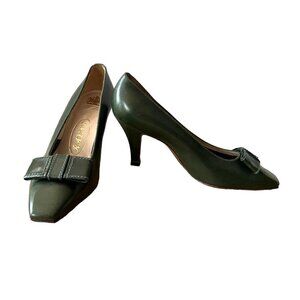 Vintage UK Rayne Green Leather Bow Pumps, Size 6